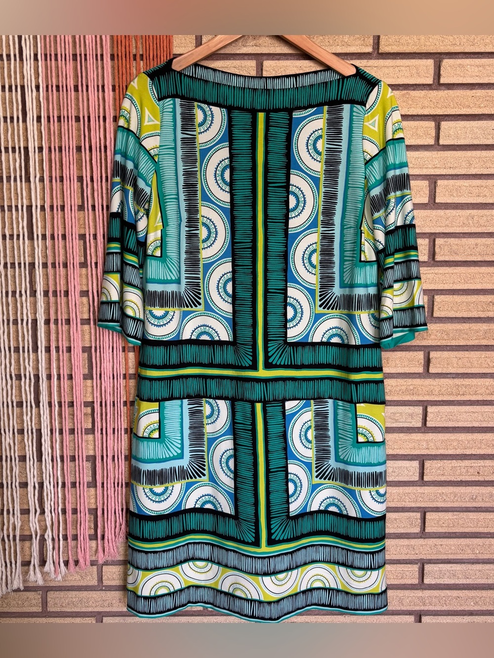 Neon Geometric Shift Dress - Donna Morgan - Size 10 - 12 - Summer Dress - Cruise